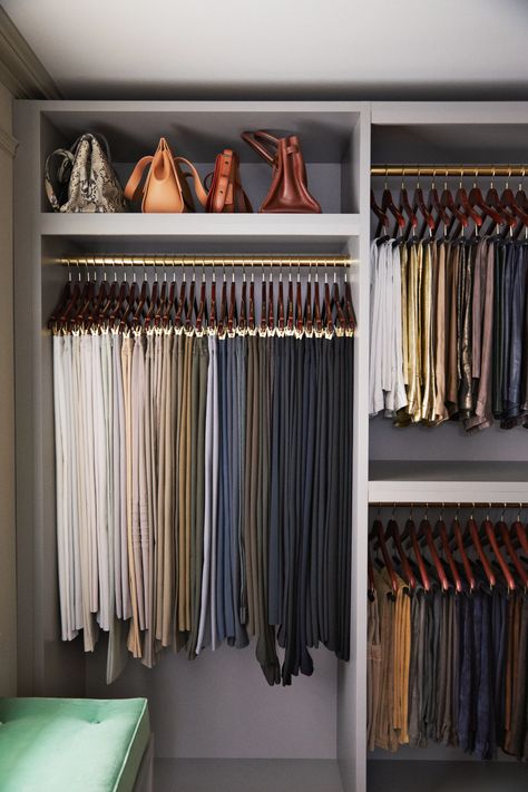 marthas organized closet Color Coded Closet, Jeans Storage Ideas, Jeans Storage, Denim 2024, Organiser Son Dressing, Hanging Pants, Organized Closet, Walking Closet, Ikea Bathroom