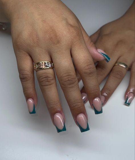 French Tips Turquoise, Dark Teal Prom Nails, Teal Hoco Nails, Teal Blue Nails Designs, Teal Tip Nails, Dark Teal Acrylic Nails, Teal Prom Nails, Teal Nails Short, Teal Nails With Design