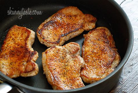 Pork Chops and Applesauce | Skinnytaste Pork Chops And Applesauce, Boneless Pork Loin Chops, Recipe Pork, Easy Pork Chops, Boneless Pork Loin, Loin Chops, Chop Recipes, Pork Loin Chops, Homemade Applesauce