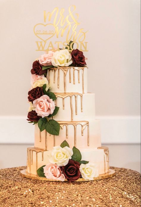 Gold Drip Wedding Cake With Flowers, Wedding Cake Ideas Rose Gold, Burgundy Gold Wedding Decorations, Burgundy Rose Gold Wedding Cake, Blush Pink And Burgundy Wedding Cake, Gold Drip Wedding Cake, Burgundy Theme Wedding Cake, Burgundy Blush Wedding Cake, Burgundy Blush And Gold Wedding Cake