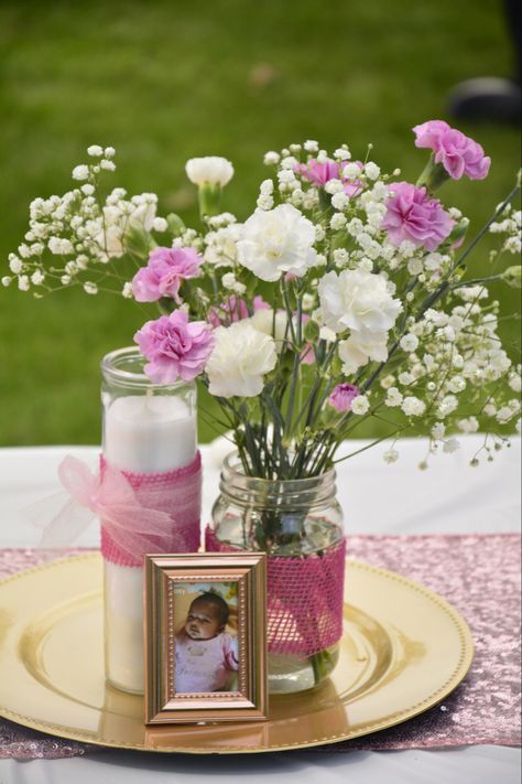 Easy DIY table centerpieces for a baptism party! 1st Birthday Flower Centerpiece, Bautizo Table Centerpieces, Christening Centerpieces Girl, First Birthday Centerpieces Girl, Bautizo Centerpieces For Girl, Simple Baptism Decorations, Diy Baptism Decorations, Baptism Centerpieces Ideas, Baptism Centerpieces Girl