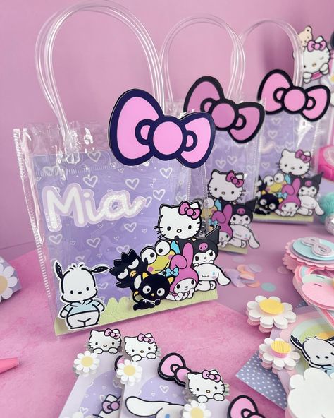 Sanrio theme party theme 💕 For this theme we made; -Cake topper shaker -hubba bubba scenario box -Favor bags -Cupcake toppers #hellokittyparty #sanriocaketopper #hellokittycaketopper #sanriopartytheme Sanrio Theme Birthday Party, Sanrio Goodie Bags, Sanrio Theme Party Decoration, Hello Kitty Friends Birthday Party Ideas, Hello Kitty Candy Bags, Sanrio Party Favors, Hello Kitty And Friends Party Ideas, Sanrio Bday Party, Sanrio Party Decorations