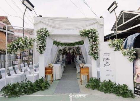 Pelamin Bawah Kanopi, Konsep Wedding Outdoor, Pintu Masuk Wedding, Tenda Nikahan, Dekor Nikahan, Konsep Wedding, Wedding Tent Decorations, Wedding Gate, Nikah Decor