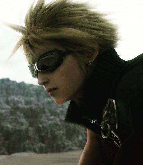 Instagram post by @darkk.oo • Feb 27, 2022 at 8:40pm UTC Cloud Advent Children Icon, Cloud Ff7 Icon, Ff Cloud, Cloud Advent Children, Ff7 Advent Children, Cloud Strife Advent Children, Cloud Strife Pfp, Advent Children Cloud, Cloud Strife Icon