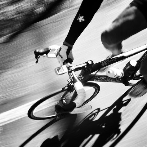 Bicycle Photography, Bike Aesthetic, Cycling Photography, Bike Poster, Cycling Motivation, Bike Photoshoot, Bike Photography, Road Bike Women, Riding A Bike