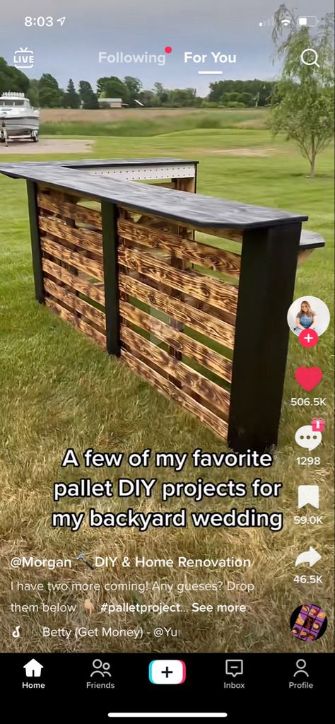 Backyard Wedding Bar Diy, Simple Wedding Bar Set Up, Country Wedding Bar Ideas, Reception Outside Ideas, Diy Outdoor Bar For Wedding, Building A Bar For A Wedding, Rustic Outside Bar, Fun Wedding Bar Ideas, Diy Bar Outdoor Wedding