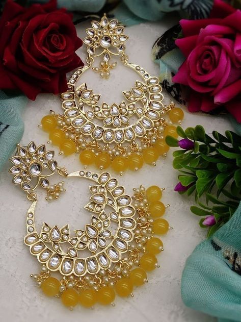 @picCollected Chand Baliyan Design, Yellow Jhumka, Pretty Indians, Bridal Jewellery Online, Traditional Bridal Jewelry, Unique Wedding Jewelry, Bridal Jewelry Sets Brides, Wedding Jewelry Sets Bridal Jewellery, Bridal Jewellery Earrings