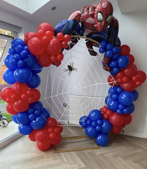 Spider Man Theme Decoration, Spider Man Balloon Ideas, Spider Man Balloon Arch, Spiderman Garland, Spider Man Balloon Garland, Spider Man Toddler Birthday Party, Spider Man Baby Shower Ideas, Spiderman Balloon Decorations, Spider Man Birthday Decoration