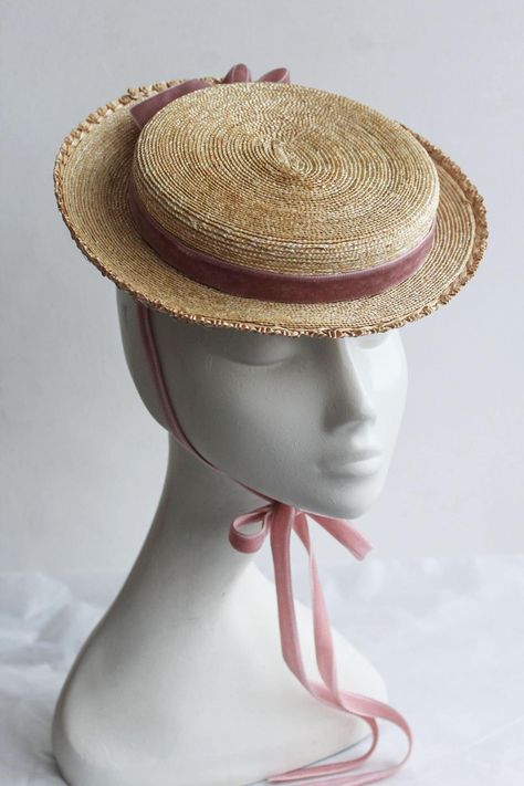 FiFi Straw Canotier. Crafted in premium fine grade milan straw braid. A chic, elegant and uncluttered stylish hat trimmed with pink silk velvet ribbon necktie. Fifi canotier is professionally finished with a pretty vintage straw ruffle edge. This attention to detail and finishing adds everlasting quality. The hat is set in place on the head with adjustable millinery elastic and/or long pure silk neckties.  SHIPPING All shipments will be sent via DHL All Worldwide parcels will arrive within 2-3 w Edwardian Hat, Flat Top Hat, Straw Boater, Boater Hat, Gibson Girl, Love Hat, Royal Ascot, Stylish Hats, Beautiful Hats