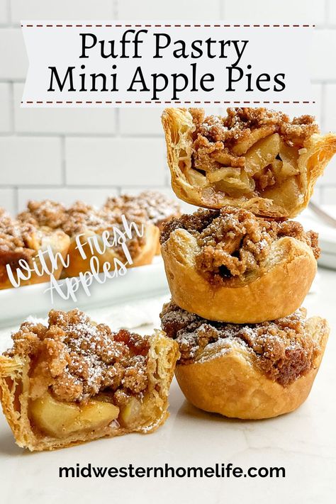 Muffin Pan Apple Pie Desserts, Mini Apple Pastries, Apple Pie Muffin Tin, Mini Apple Pies With Puff Pastry, Mini Dutch Apple Pies In Muffin Tin, Pie Apple Recipe, Apple And Puff Pastry Desserts, Muffin Tin Apple Pie, Puff Pastry Muffin Tin Recipes