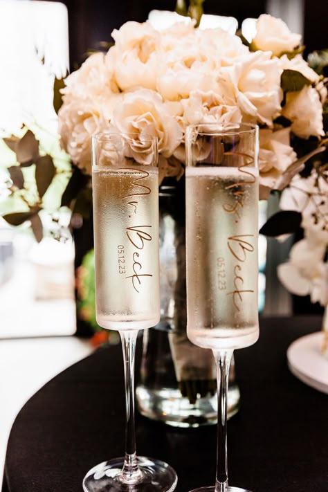 Custom Wedding Champagne Flutes, Mr And Mrs Champagne Flutes, Wedding Flutes Bride And Groom, Champagne Wedding Decor, Champagne Wedding Theme, Custom Champagne Flutes, Champagne Wedding Themes, Gem Photography, Tiana Wedding