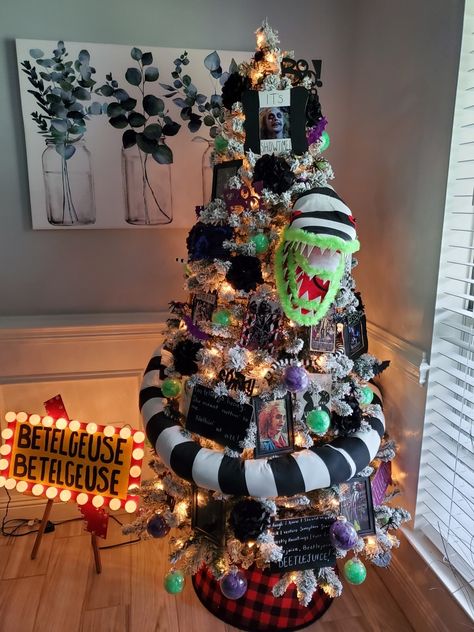 I created everything you see here. The sandworm and sign was made by me. Beetle Juice Tree, Betelgeuse Halloween Decorations, Beetlejuice Christmas Tree Ideas, Beetle Juice Christmas Tree, Tim Burton Home Decor, Tim Burton Christmas Tree, Sandworm Diy, Beetlejuice Tree, Beetlejuice Christmas Tree