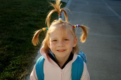 wacky hair day school - Google Search Crazy Hair Day Preschool, Crazy Hair Braids, Crazy Hair Day Simple, Wacky Hair Day Ideas For Girls Easy, Toddler Crazy Hair Day Ideas, Crazy Hair Day Short Hair, Silly Hair Day Ideas Kids, Crazy Hair Day Ideas For Girls Easy, Easy Crazy Hair Day Ideas Kids