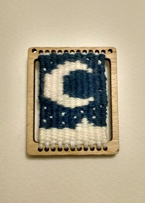 "Lunar" mini tapestry by Bethany Snaddon. Hand woven in Scotland. Small Woven Wall Hanging, Tiny Tapestry Weaving, Mini Woven Wall Hanging, Mini Tapestry, Mini Weaving, Medieval Tablet Weaving, Tapestry Loom Weaving, Small Tapestry, Tapestry Loom