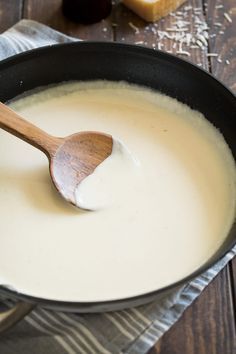 Heavy Cream Alfredo Sauce, Authentic Alfredo Sauce, Alfredo Sauce With Milk, Salsa Alfredo Receta, Alfredo Sauce Recipe Without Heavy Cream, Best Alfredo Sauce Recipe, Best Alfredo Sauce, Best Alfredo, Alfredo Sauce Easy