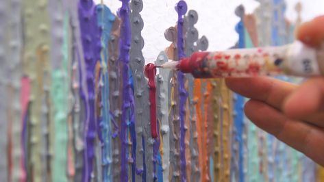 Bubble Wrap Art Projects, Bubble Wrap Painting, Bubble Wrap Art, Nyc Artist, Classroom Art, Georges Seurat, Graffiti Murals, Digital Storytelling, Wow Art