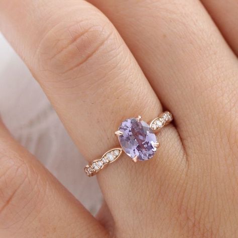 Rose Sapphire Engagement Ring, Scalloped Band Engagement Ring, Purple Diamond Wedding Rings, Purple Gemstone Engagement Rings, Engagement Rings Purple Stone, Light Purple Wedding Ring, Amethyst Rings Engagement, Amethyst And Diamond Engagement Ring, Lilac Wedding Ring