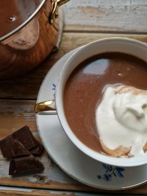 American Hot Chocolate, Winter Recipes Aesthetic, German Hot Chocolate, Fall Hot Drink Recipes, Norwegian Food Recipes, Norwegian Baking, Stovetop Hot Chocolate, Norwegian Chocolate, Best Hot Chocolate Recipe