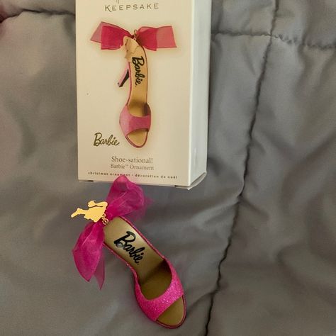 Barbie Shoe Ornament. Never Opened. Perfect Condition. Hot Pink Barbie Shoe Ornament Barbie Ornaments, Barbie Collectibles, Barbie Christmas Ornaments, Hot Pink Barbie, 2023 Barbie, Barbie Christmas, Shoe Ornaments, Happy Birthday Vintage, Gift Holders