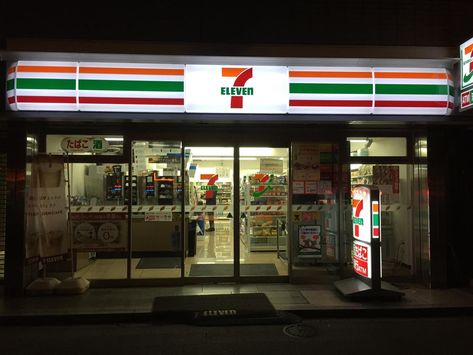 Mercado Aesthetic, 7 11 Aesthetic, Americana Photography, Cross Pictures, Vaporwave Wallpaper, Cute Pink Background, 7 Eleven, Wallpaper Dekstop, Japan Aesthetic