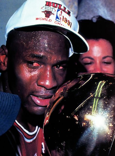 Michael Jordan after winning his first NBA championship - Imgur Michael Jordan Photos, Jeffrey Jordan, Michael Jordan Pictures, Basketball Tricks, Michael Jordan Basketball, Sport Nutrition, Basketball Photography, Nba Championships, Jordan Basketball