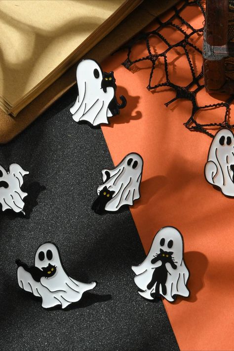 Airssory 6 Pcs 6 Styles Ghost with Cat Enamel Alloy Brooches Black Cat Badge Pins for Halloween DIY Clothes Sweater Bags Crafts Decoration Embellishments Clothes Sweater, Sweater Bags, Day Backpacks, Halloween Pins, Craft Decoration, Animal Brooch, Spooky Season, Halloween Diy, Decor Crafts