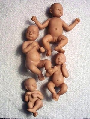 . Clay Baby, Clay Polymer, Polymer Clay Dolls, Clay Figurine, Clay Miniatures, Fimo Clay, Sculpting Clay, Clay Dolls, Polymer Clay Projects