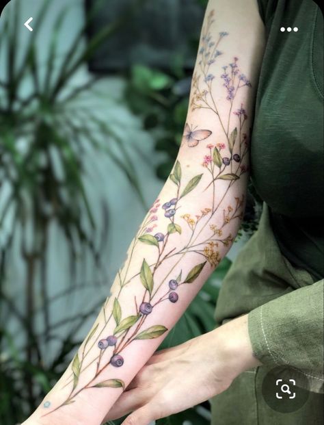 Necronomicon Tattoo, Eldritch Tattoo, Rose Tattoo Hand, Tato Naruto, Tato Lengan Bawah, Plant Sleeve, Botanisches Tattoo, Botanical Tattoo Design, Tato Maori