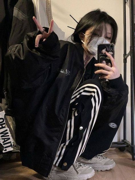 Tomboys style � | Tom boy outfits | Facebook Cute Oversized Jackets, Black Korean Streetwear, Chinese Jacket Street Style, Woman Fashion 2024, Black Oversized Outfit, Oversized Black Outfit, Black Windbreaker Outfit, Black Jacket Outfits, Stylish Black Outfits