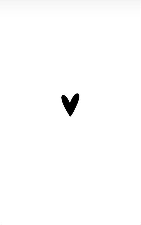 Solid Black Heart Tattoo, Heart Flash Tattoo, Coeur Aesthetic, Mini Heart Tattoo, Heart Sketches, Storch Baby, Heart Tattoo Ankle, Black Heart Tattoos, Heart Minimalist