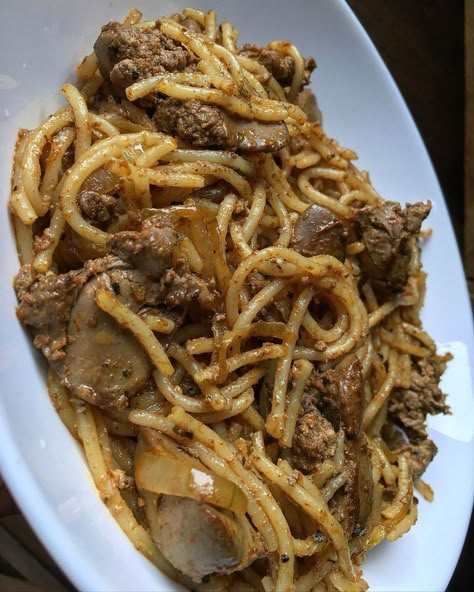 Chicken Livers And Pasta, Chicken Liver Pasta Recipes, Chicken Livers Recipe, South African Food, Cooking Soul Food, Chicken Liver Recipes, South Africa Food, African Recipes Nigerian Food, Best Food Recipes