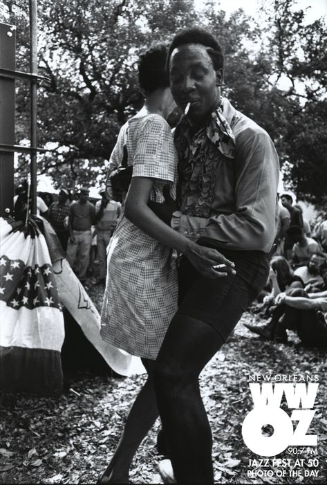 A couple dances closely in 1971: Jazz Fest at 50 Photo of the Day | WWOZ New Orleans 90.7 FM Jazz Couple Aesthetic, Black Couple Dancing, Couple Dancing Aesthetic, Couples Dancing, New Orleans Jazz, Vintage Wallpapers, African Love, Authentic Love, Jazz Fest