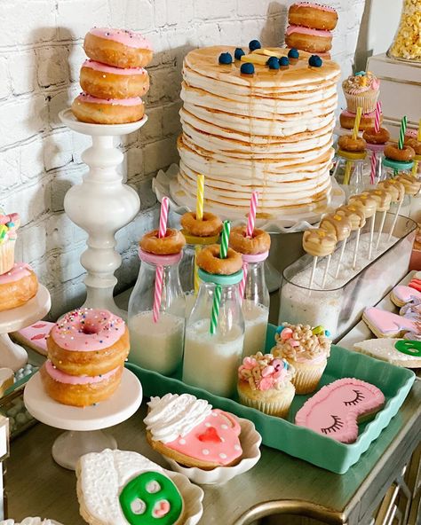 Pancake Birthday Party Ideas, 3rd Birthday Pajama Party, Breakfast Ideas For Birthday Party, 2nd Birthday Breakfast Party, Pajama Pancake Party, Pancakes And Pajamas 1st Birthday, Breakfast Party Theme, Pancakes And Pajamas Party Activities, Pajama First Birthday Party