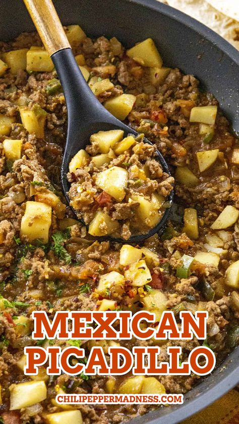 Mexican Picadillo looking extremely delicious Easy Mexican Picadillo Recipe, Mexican Picadillo Recipe, Carne Picada Recipes, Guisada Recipe, Mexican Picadillo, Picadillo Recipe, Chili Pepper Recipes, Carne Guisada, Meatless Main Dishes