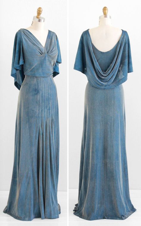 Ephemeral Elegance  Lamé Cowl Back Dress, ca. 1930s  via Rococo Vintage Cowl Back Dress, Vintage 1930s Dress, 1930s Dress, 30s Fashion, Couture Mode, Vintage Gowns, 1930s Fashion, Historical Dresses, Moda Vintage