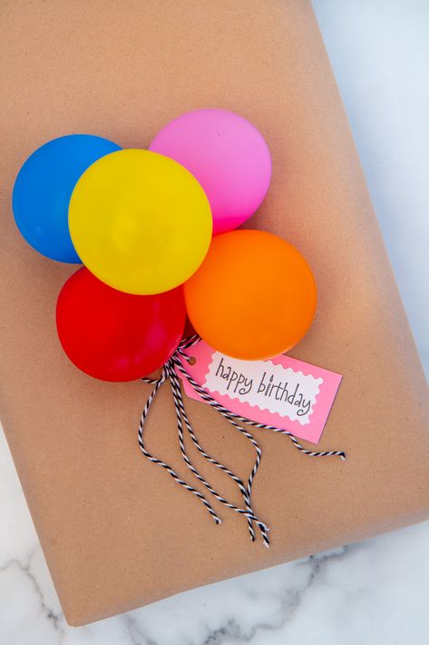 BIRTHDAY GIFT WRAP IDEAS WITH KRAFT PAPER | Everyday Laura