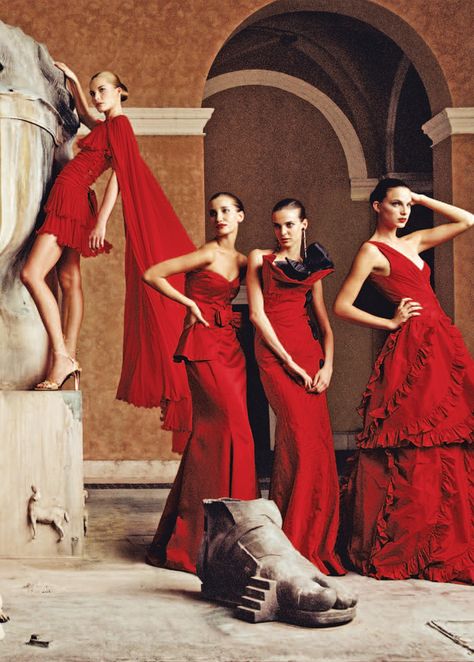 Valentino Women In Red, Somerset House, Valentino Haute Couture, Valentino Red, House London, Simply Red, Valentino Couture, Red Gown, Seeing Red