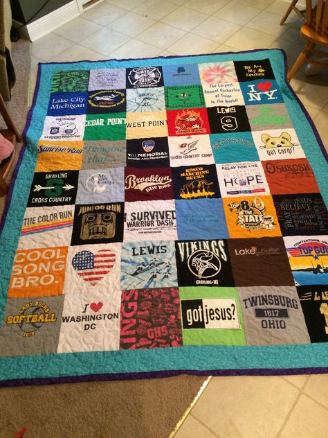 Made this t-shirt memory quilt for my daughter as a gift during her senior year of high school.  The pattern was very easy with 12"x12" squares for someone like me who doesn't have alot of experience sewing.  A great memory quit that will also be great for a high school graduation gift. Tshirt Quilts, Tee Shirt Quilt, Graduation Open Houses, Best Graduation Gifts, Senior Year Of High School, Shirt Quilts, High School Graduation Gifts, Tshirt Quilt, High School Graduation Party