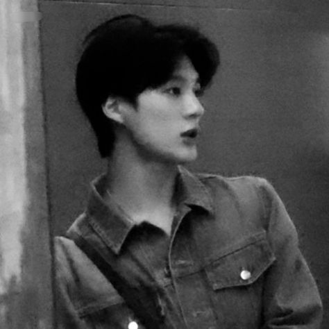 Jeno Dis, Nct Jeno Icon, Jeno Icons, Paul Atreides, Nct Jeno, Profile Wallpaper, Vintage Ootd, จีซอง Nct, Happy End