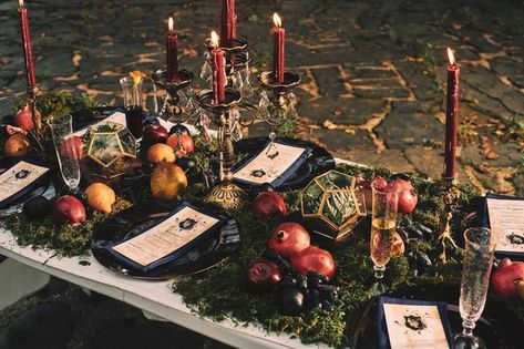 This Moody Wedding Inspiration Has a DIY Moss Table Moss Table Runner Wedding, Vampire Manor, Moody Thanksgiving, Lost Apothecary, Gothic Dinner, Medieval Wedding Theme, Witchy Party, Gothic Forest, Moss Table Runner