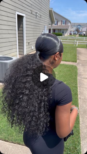 @slickedby.dadoll_ on Instagram: "Curly Ponytails Always Hittt Different 😍😍💫  SERVICE: Swoop Ponytail (2 Bundles Of Water Curl Organique Hair 30,30)   If viewing, Follow & Come Get @slickedby.dadoll_ 🎀😉!  Dm For Any Questions ✔️  • • • • • • • Follow #explorepage #explore #sleekponytail #ponytails #dfwponytails #stitchbraids #celebritybraids #celebritybraider #celebrityhairstylist #slickedbydadoll #pvamuhairstylist #pvamu #tsuhairstylist #cypresshairstylist #fortworthhairstylist" Curly Ponytail With Swoop, Low Curly Ponytail Black Women, Curly Bundles Hairstyles, Swoop Slick Back Ponytail, Slick Back Hairstyles Ponytail, Deep Wave Ponytail Black Women, Loose Wave Ponytail, Curly Weave Ponytail Hairstyles, Curly Hair Ponytail Styles