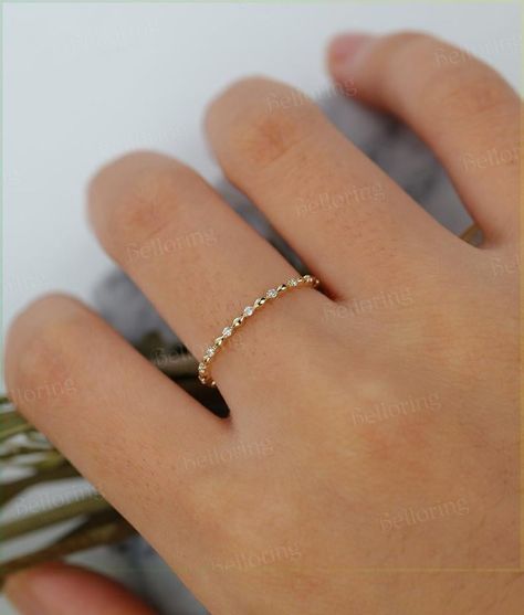 Beaded Wedding Band With Engagement Ring, Minimalist Gold Wedding Band, Plain Gold Wedding Bands, Dainty Diamond Band, Delicate Wedding Band, Dainty Wedding Band, Gold Wedding Bands Women, Vintage Diamond Wedding Bands, Future Engagement Rings