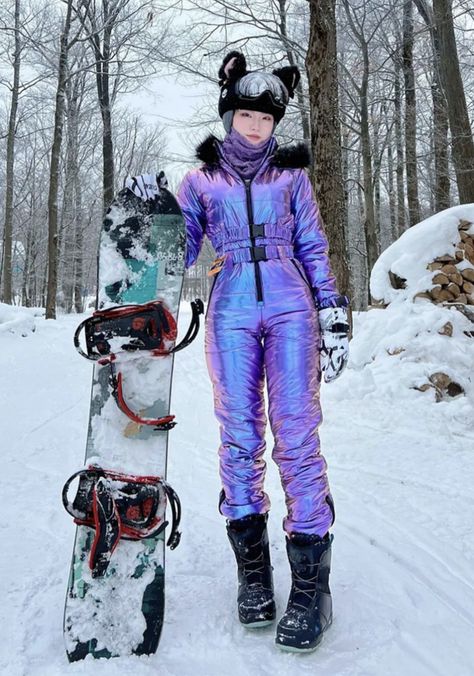 Cute Snow Suit, Snow Outfits For Black Women, Vintage Ski Outfit, Suit With Hoodie, Women Snowboarding Outfits, Snow Outfits For Women, Women Snowboarding, Ski Fits, Stylish Workout Clothes