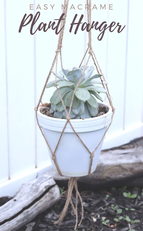 Jute Plant Hanger Diy, Macromae For Beginners Plant Hanger, Easy Rope Plant Hanger, Easy Plant Hanger Diy, Diy Plant Hanger Easy, Easy Macrame Plant Hanger, Simple Macrame Plant Hanger, Diy Macrame Plant Hanger Easy, Plant Holder Diy