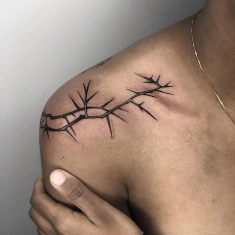 Thorns Tattoo, Thorn Tattoo, Barbed Wire Tattoos, Tattoo Chest, Vine Tattoos, Tattoo Bracelet, 문신 디자인, Chest Tattoo, Piercing Tattoo