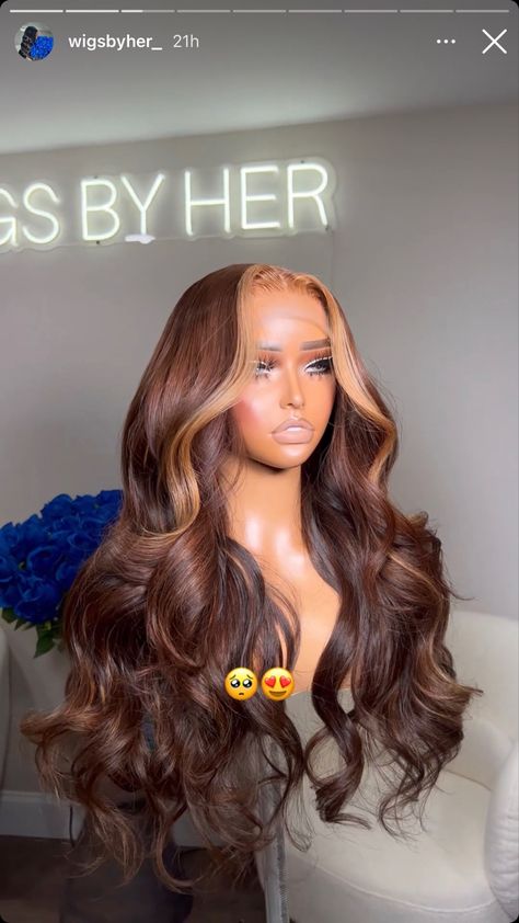 Wig Color Ideas Light Skin, Chocolate Brown Hair With Highlights Wig, Chocolate Brown Hair With Blonde Skunk Stripe, Chocolate Brown Wig With Highlights, Wig Fall Colors, Sew In Hairstyles With Closure Body Wave, Brown Wig Hairstyles Black Women, Brown And Blonde Sew In, Fall Wig Hairstyles