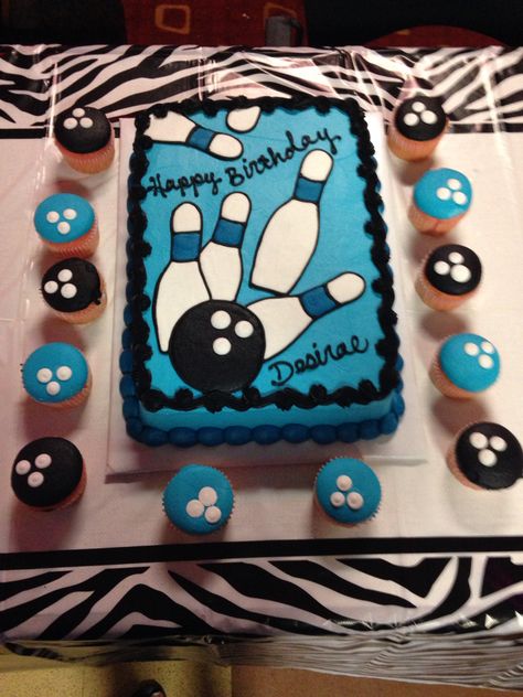 Bowling Cakes For Boys, Bowling Cake Ideas, Bowling Themed Cake, Cake Bowling Theme, Bowling Cookie Cake, Bowling Birthday Cake, Bowling Cakes, Bowling Pin Birthday Cake, Bowling Pin Cupcake Cake