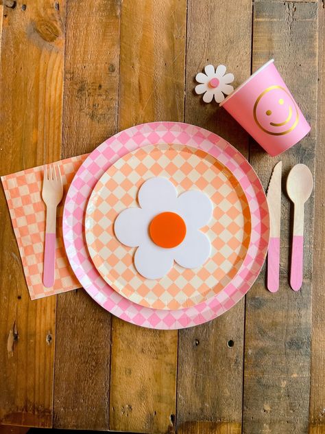 Inspired by the classic skater shoe, our Check It collection is sure to make your party checklist! The two-tone plates and checkered print napkins are perfect for mixing and matching with your favorite party pieces or used as stand-alone items. Choose from two size options: - Paper Dinner Plates, Approx 10" - Paper Dessert Plates, Approx 8" - Pack of 8 - Not safe for microwave use Two Happy Birthday Theme, Preppy Party Decorations, Threenager Party, Cream Plates, Party Like Gatsby, Groovy Party, Preppy Party, Craft Cart, Party Checklist