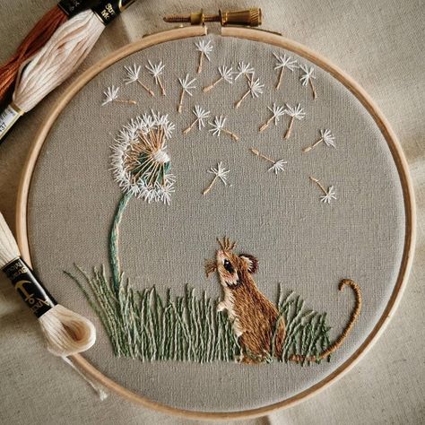 Felted Creatures, Autumn Embroidery, Christian Embroidery, Mirror Decal, Animal Embroidery Designs, Embroidery Stitches Tutorial, Hand Embroidery Projects, Sewing Embroidery, Animal Embroidery