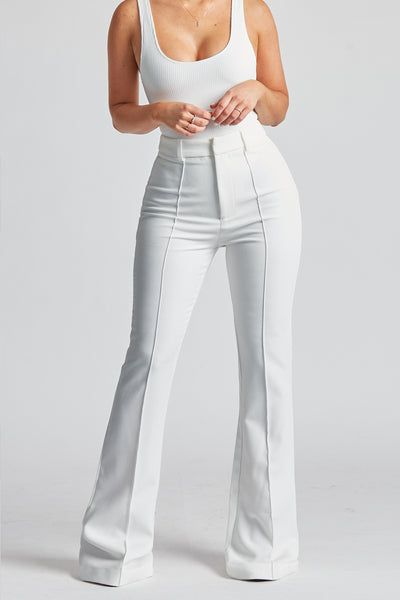 Flare Trousers Outfit, Flared Trousers Outfit, White Trousers Outfit, White Dress Pants, Trousers White, Trouser Outfit, White Flares, White Trousers, Suit Trousers